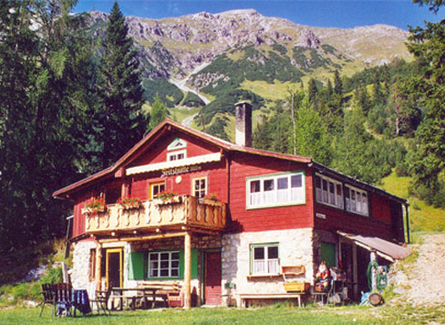 Hütte am Arlberg